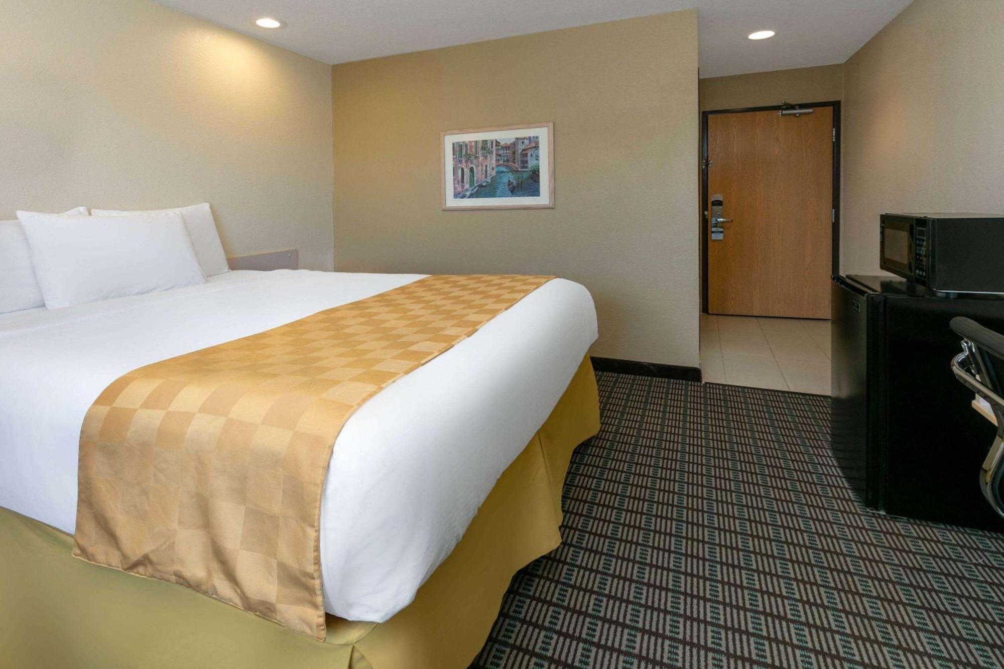 Travelodge By Wyndham Arlington/Dallas Area Eksteriør bilde